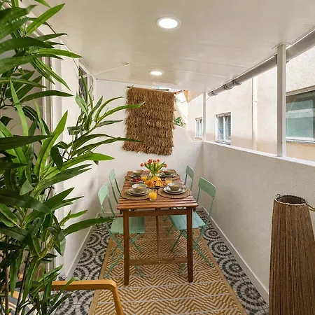 Sunny Terrace Steps To Beach, By Timecooler شقة كوستا دا كاباريكا